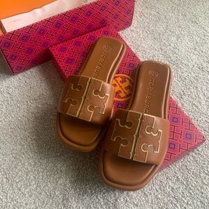 Tory Burch Bourbon Miele Gold Slides